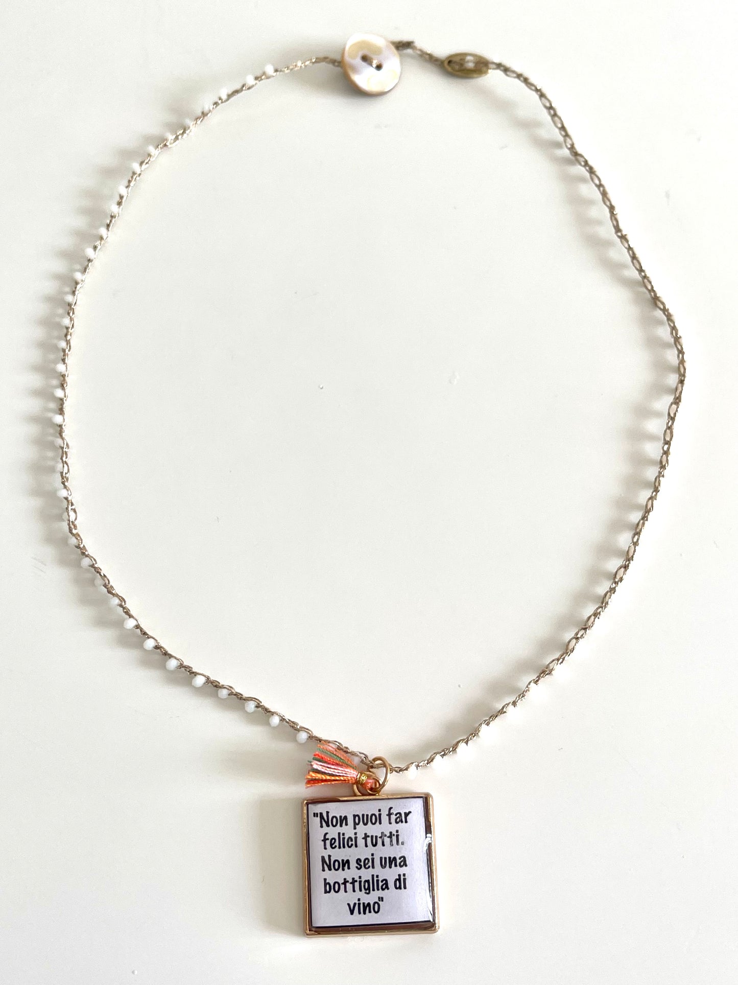 Collana “NON PIOI FAR FELICI TUTTI”