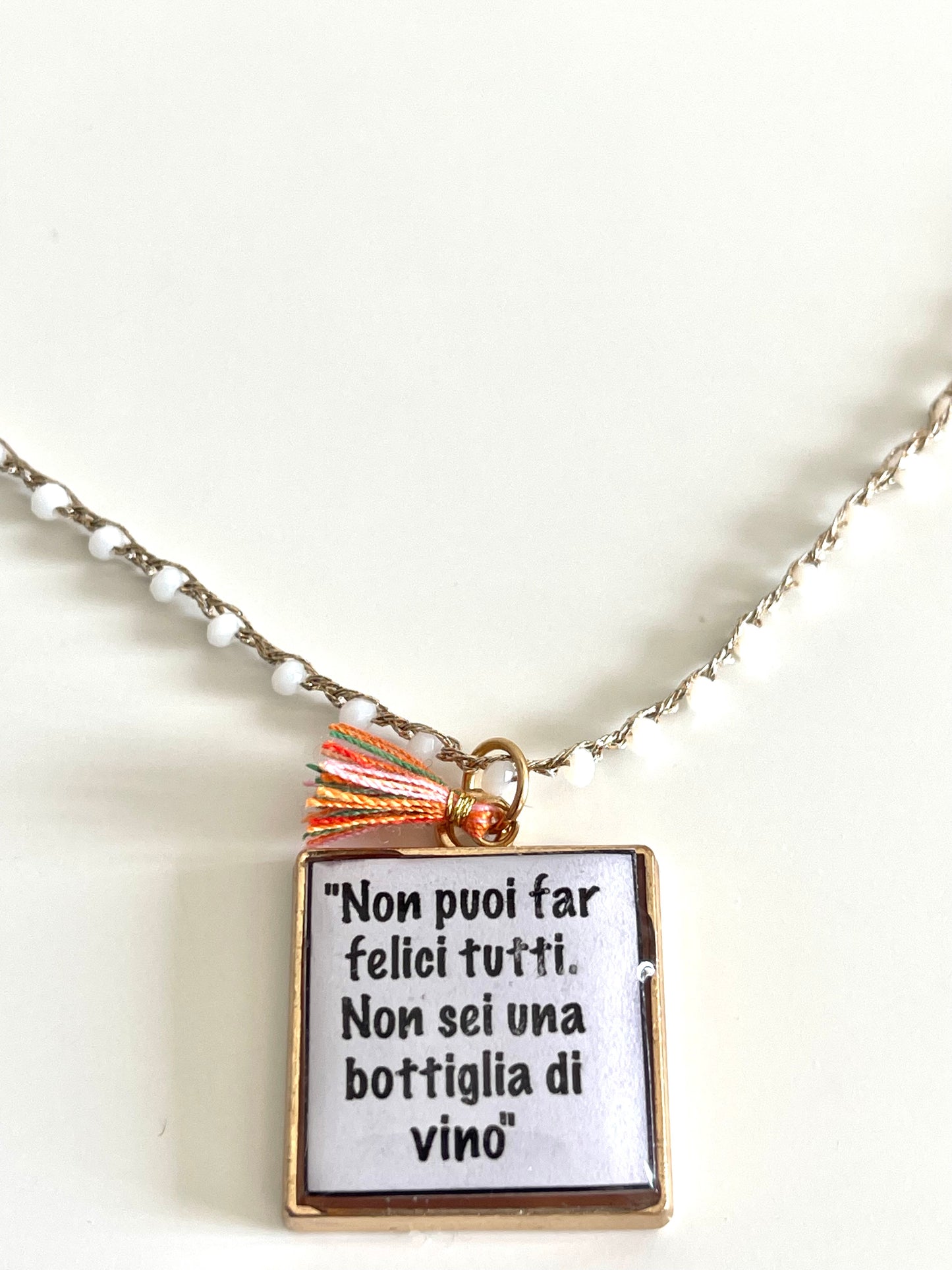 Collana “NON PIOI FAR FELICI TUTTI”