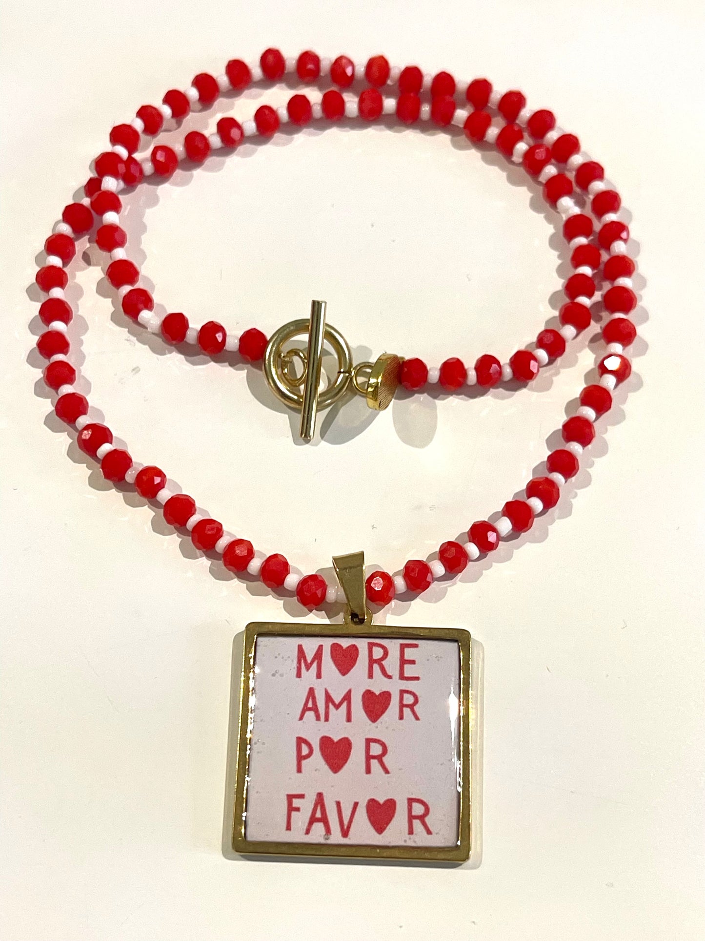 Collana “MORE AMOR POR FAVOR”